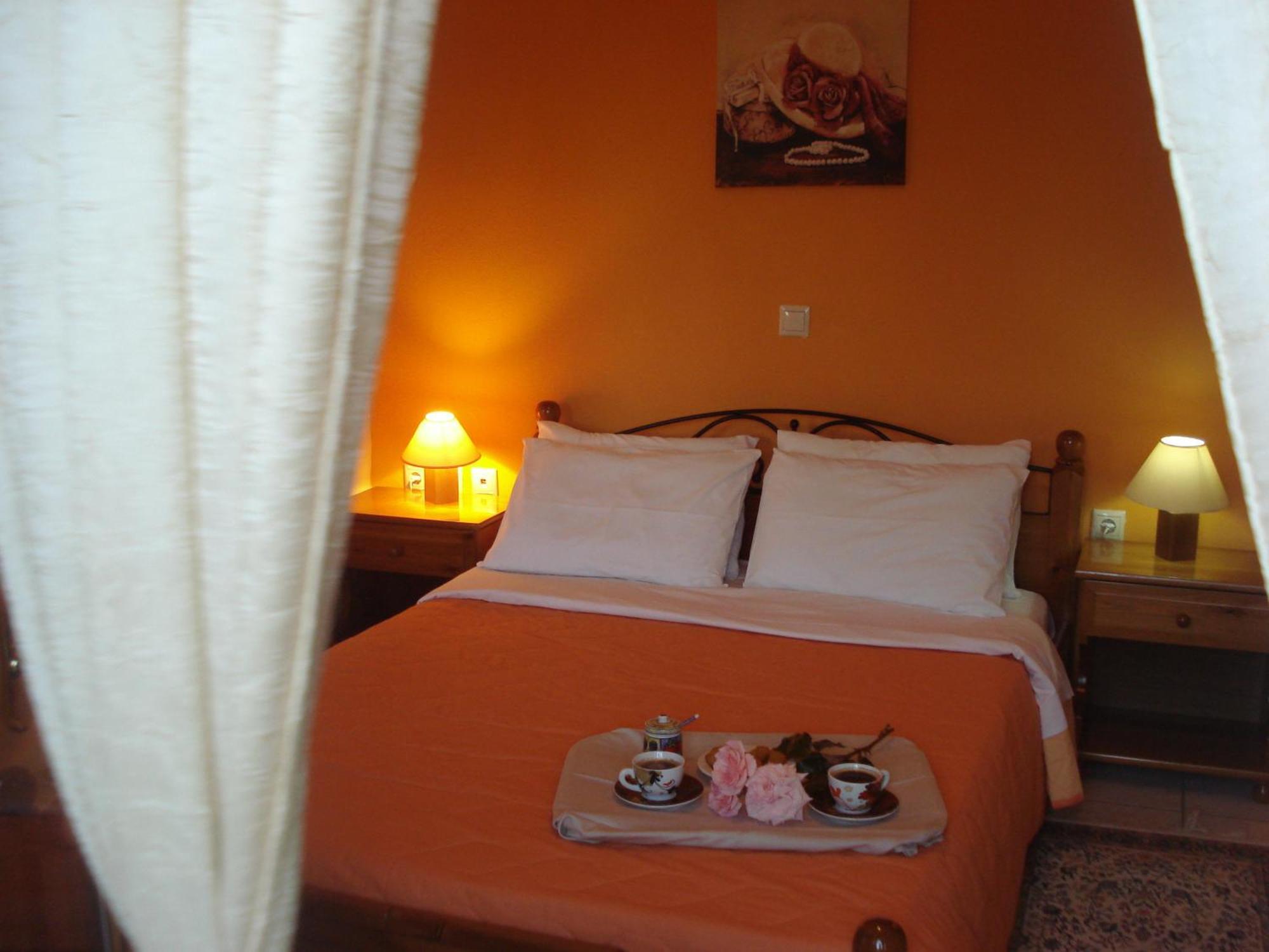 Iris Hotel Арахова Екстериор снимка