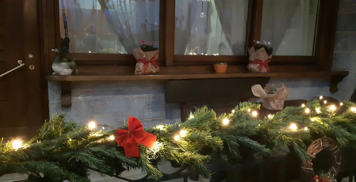 Iris Hotel Арахова Екстериор снимка